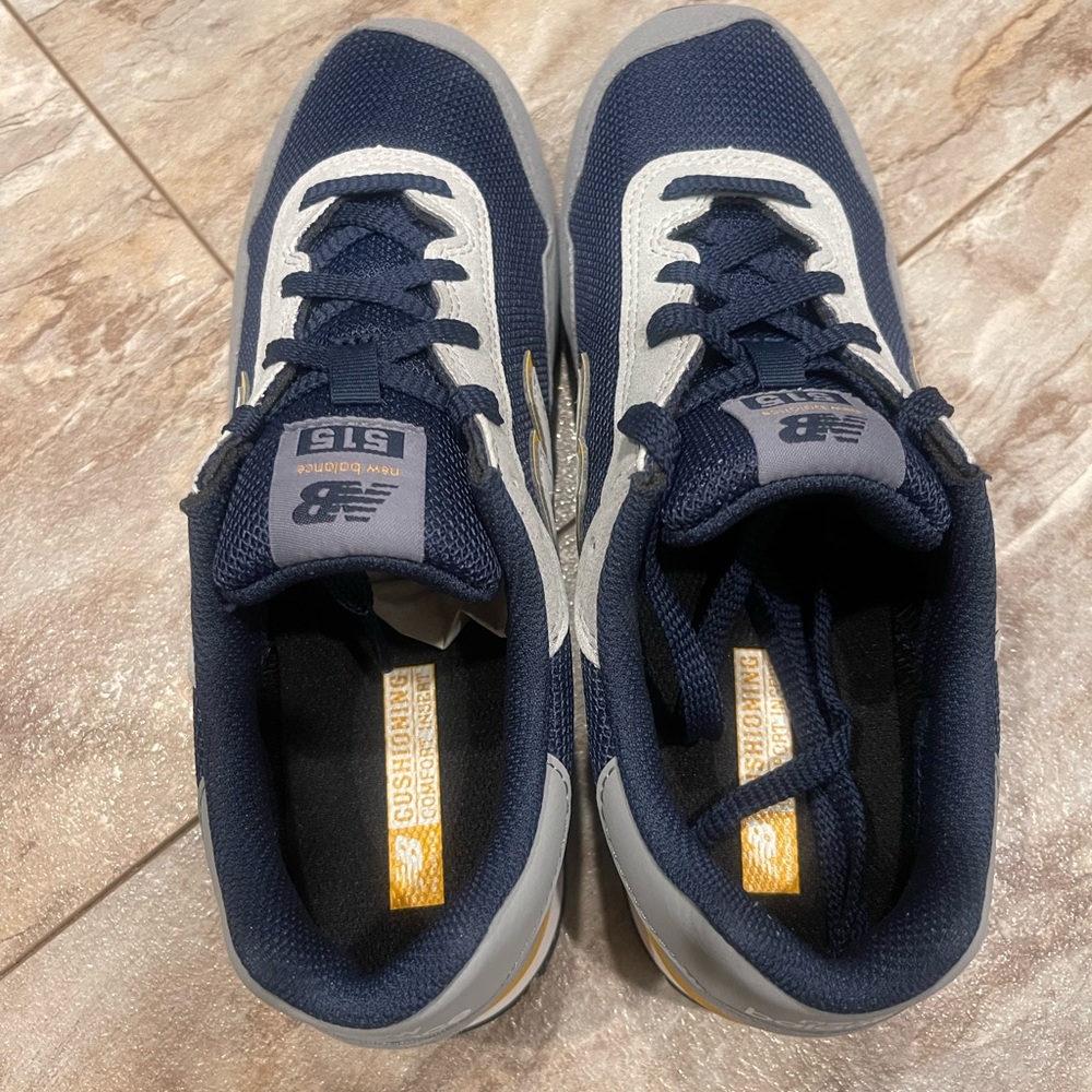 Sneakers - Picture 3 of 3